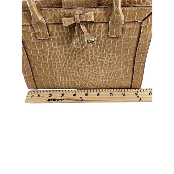 Liz Claiborne Faux Croc Tan Small Top Handle Bag - Picture 4 of 9